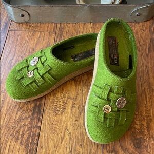 Haflinger Grizzly Wool Grass Green Weave Button Clog Shoes Size 39 EU 8 US
